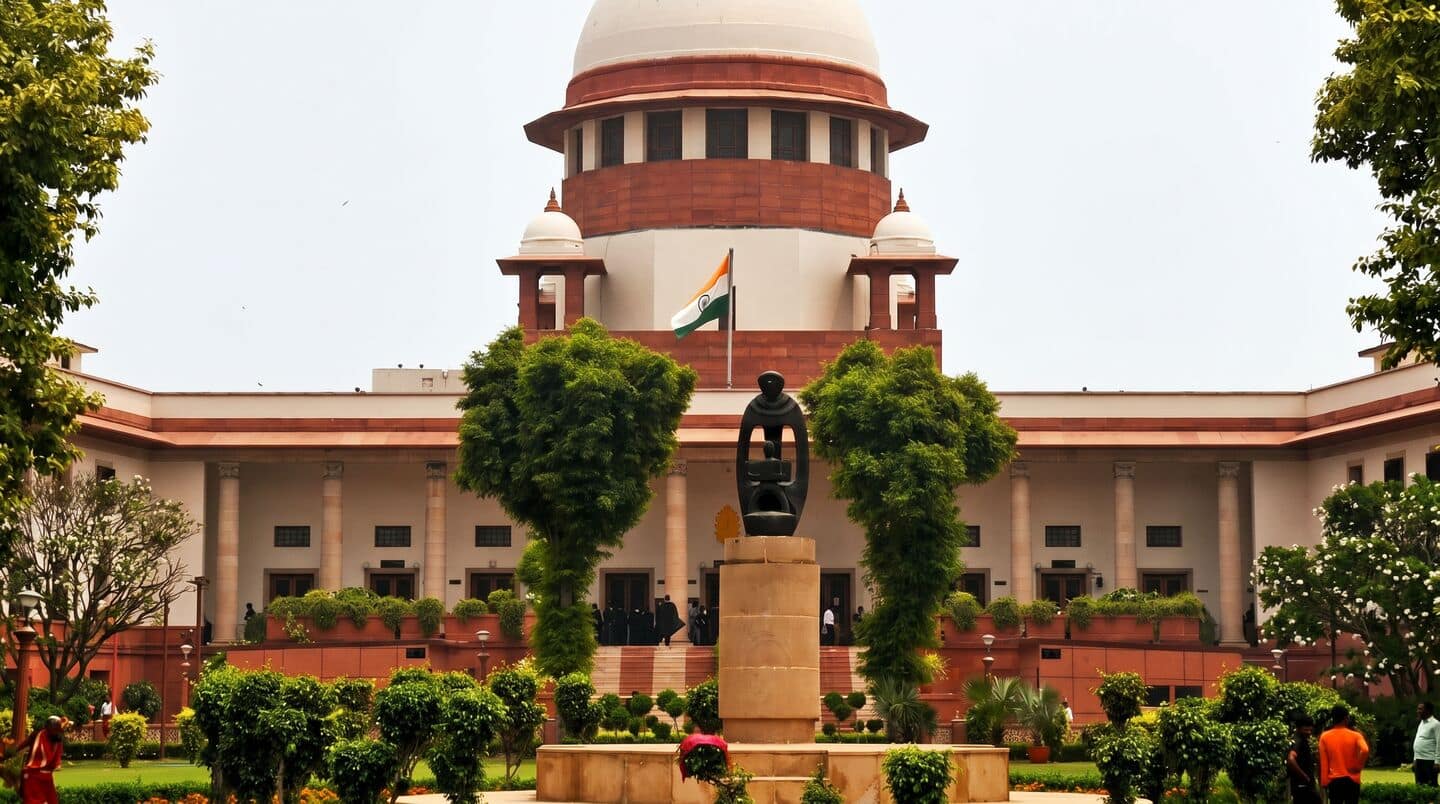 बकरीद से ठीक पहले गौ-वध याचिका पर सुप्रीम कोर्ट का दो टूक जवाब- देर हो चुकी