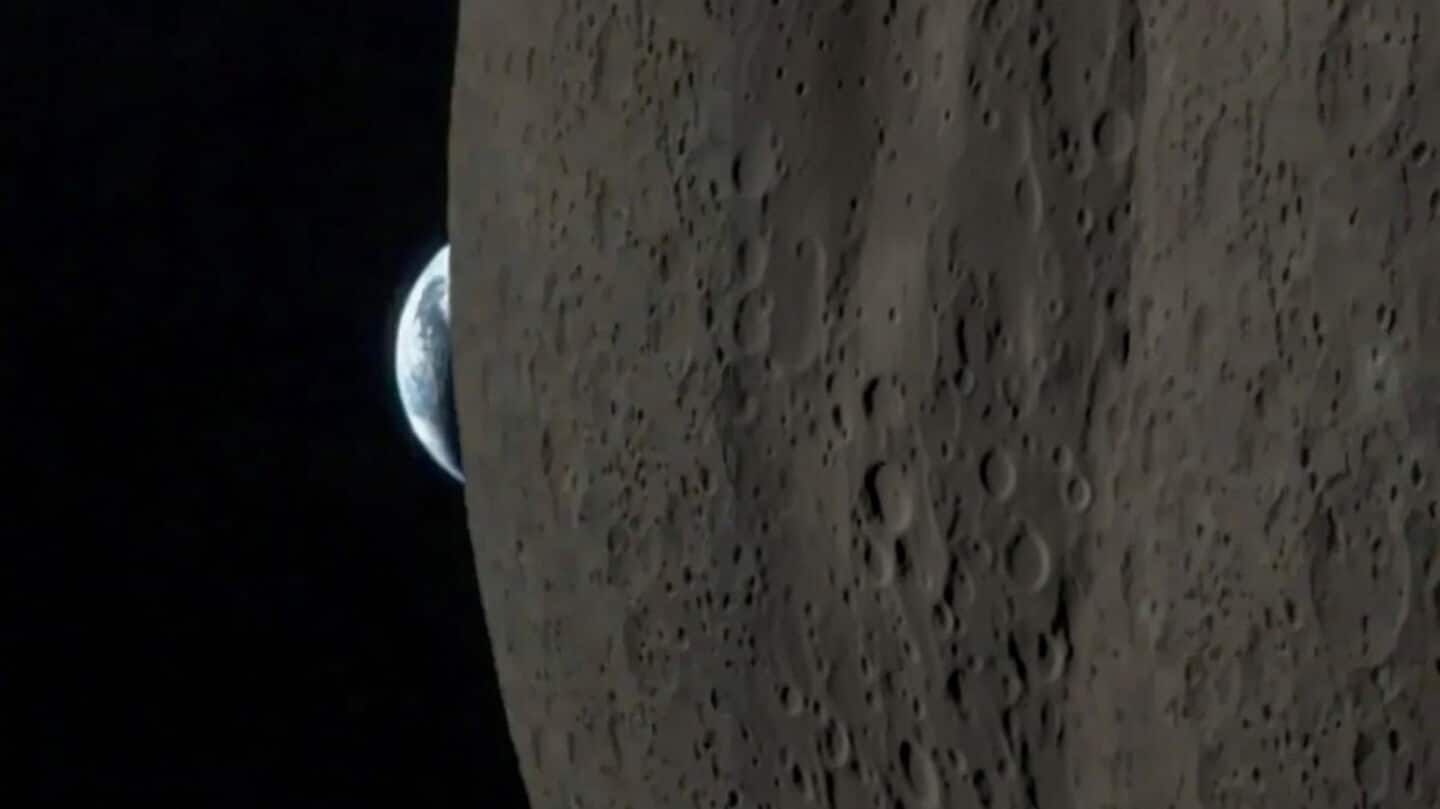 Commander Reid Wiseman films rare Earthset from 406770km away