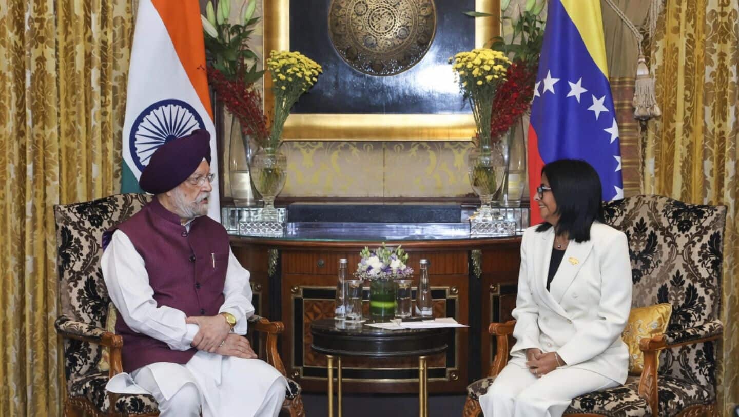 Hardeep Singh Puri meets Delcy Rodriguez, pledges India oil support