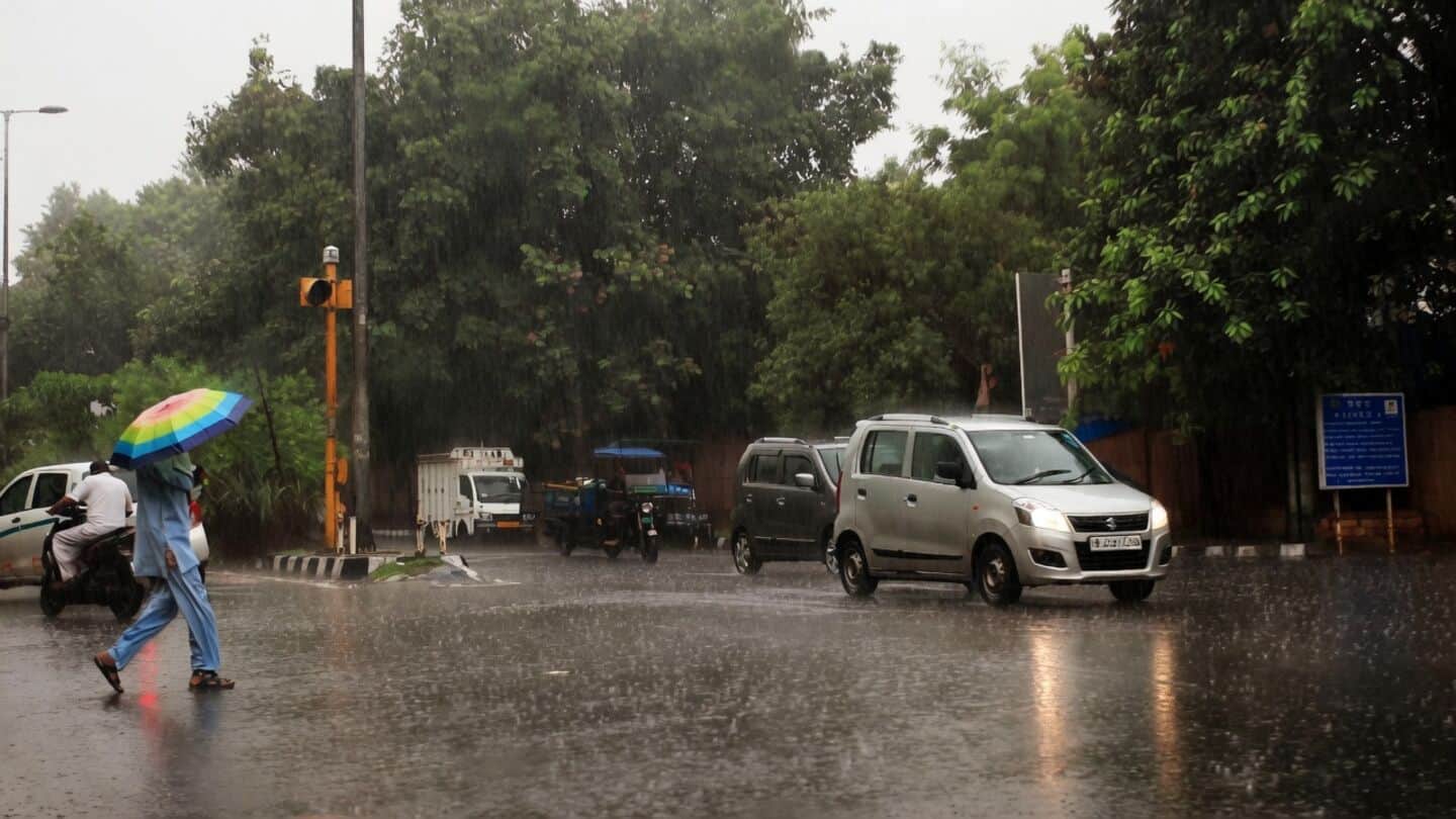 Delhi forecast Wednesday: cloudy skies, light rain and warm temperatures