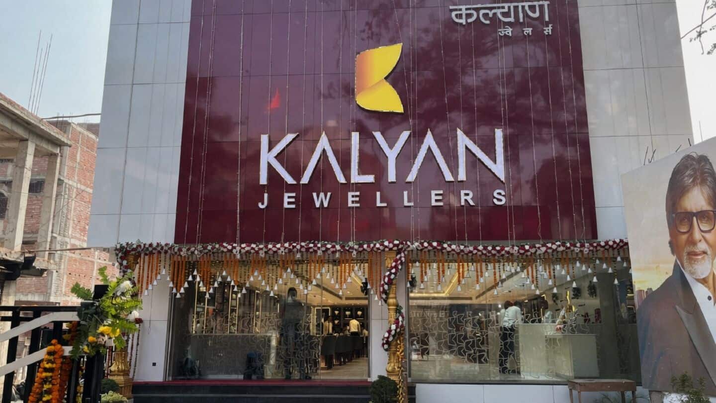 Kalyan Jewellers shares surge nearly 10% adding ₹16,500 cr value