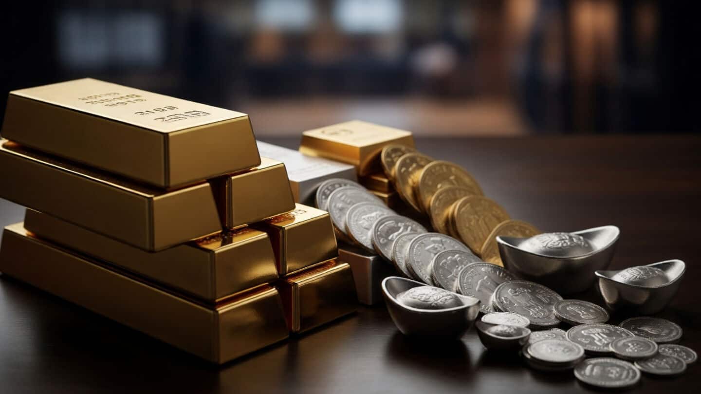 Gold, silver drop in India as US dollar strengthens