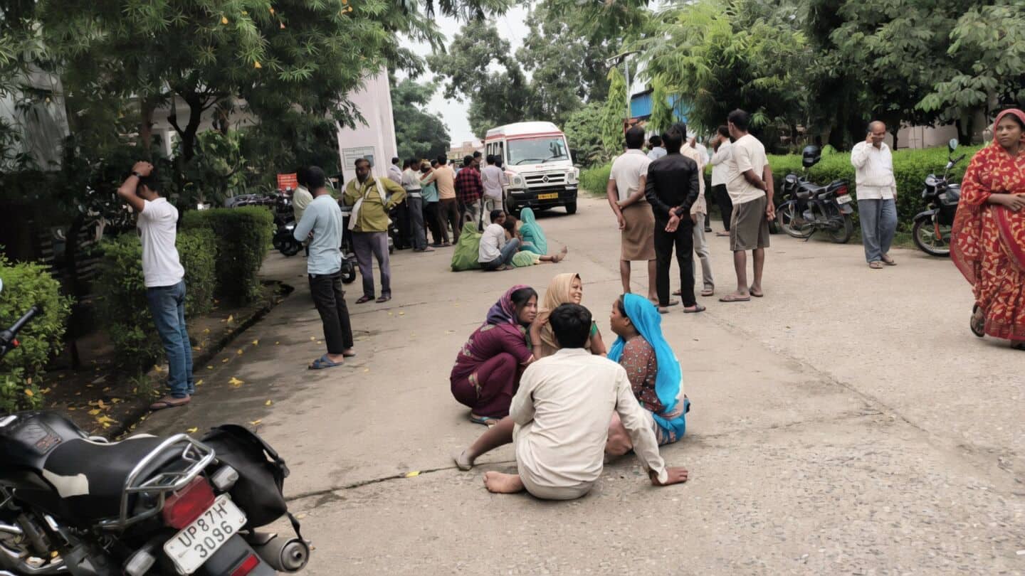 Lightning strike in Kasganj, Uttar Pradesh kills 3 family members