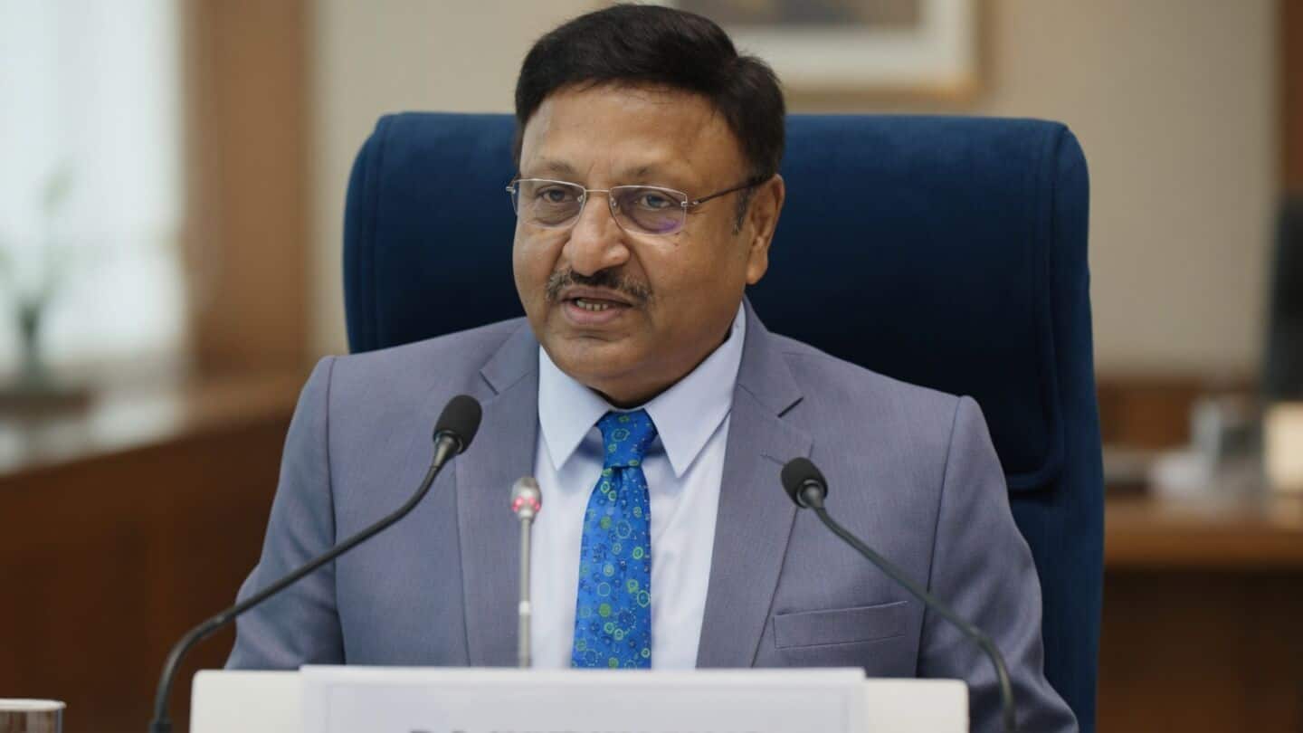 Rajiv Kumar named HDFC Bank part time chairman pending approvals