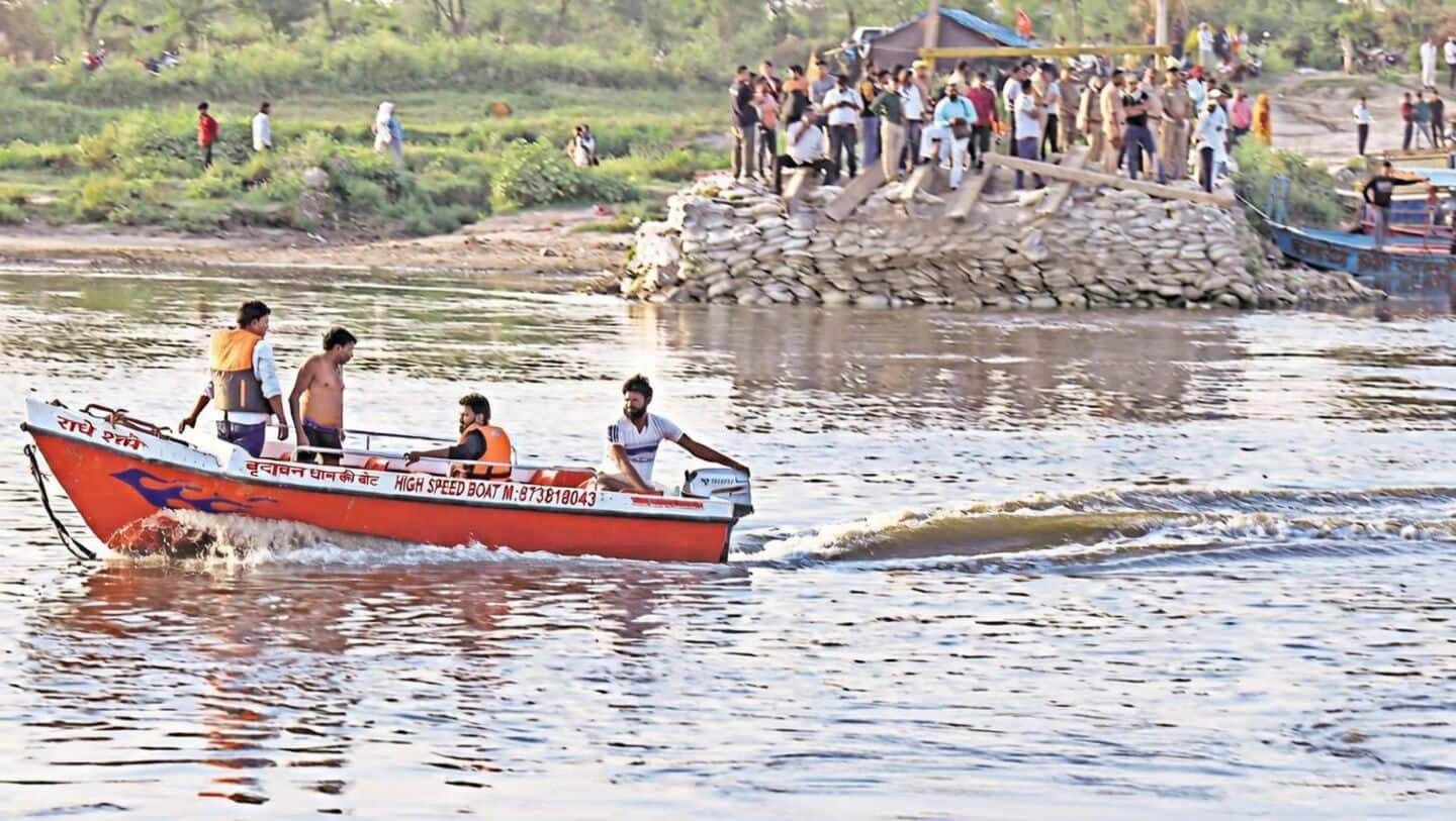 PM Modi announces 2L, 50k compensation after Vrindavan boat accident
