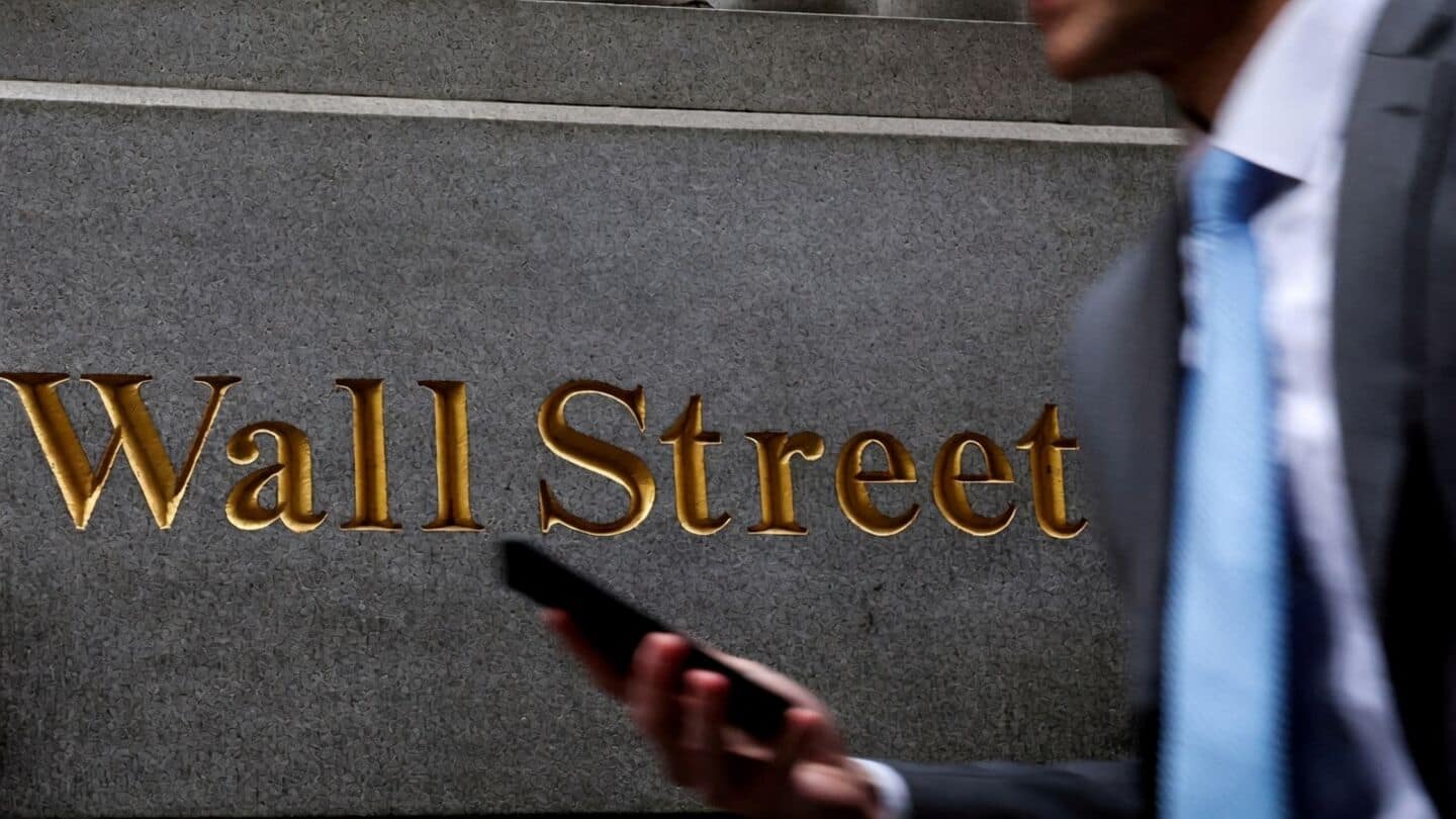 Big US firms report earnings amid AI and consumer pressures