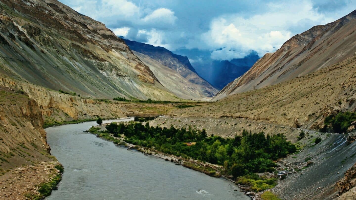 India fast-tracks 3 Jammu and Kashmir hydropower projects with $3bn