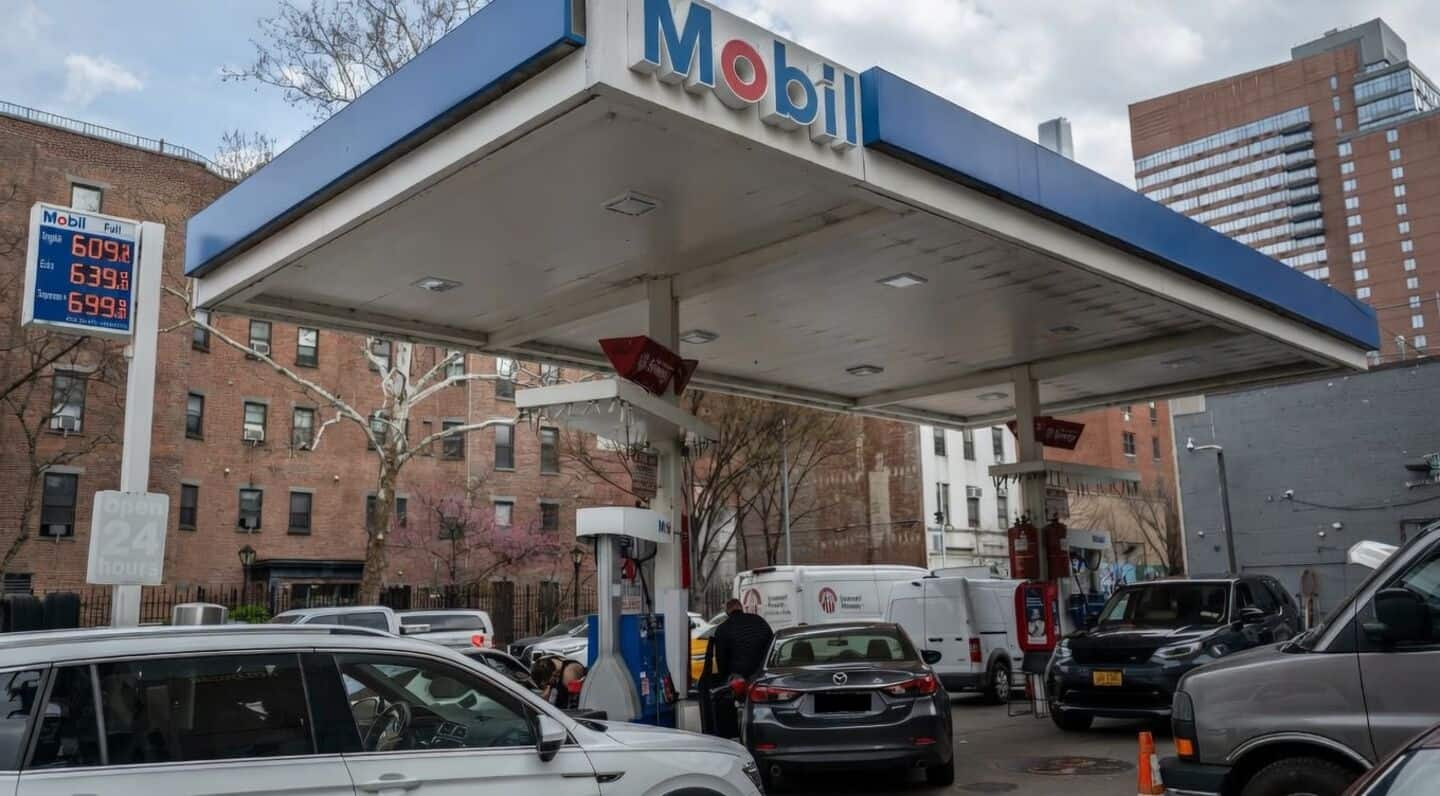 US gas, diesel at $4.12 highest this time of year