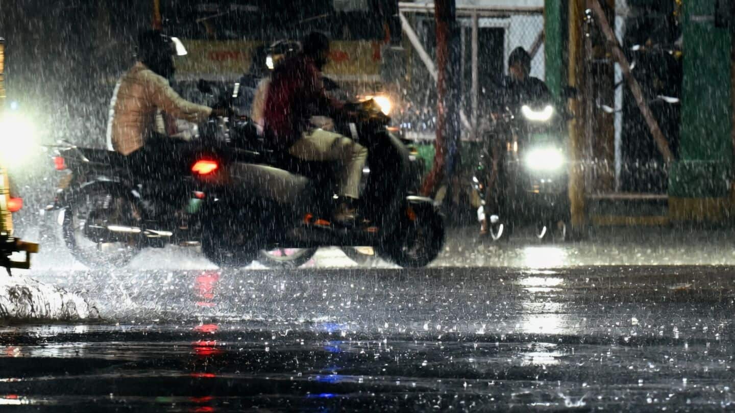 Surprise Thursday evening rainstorm causes waterlogging and traffic in Hyderabad