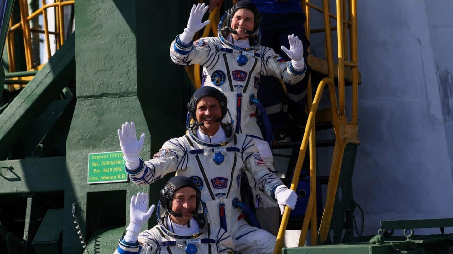 Anil Menon arrives at ISS aboard Soyuz MS-29 from Kazakhstan