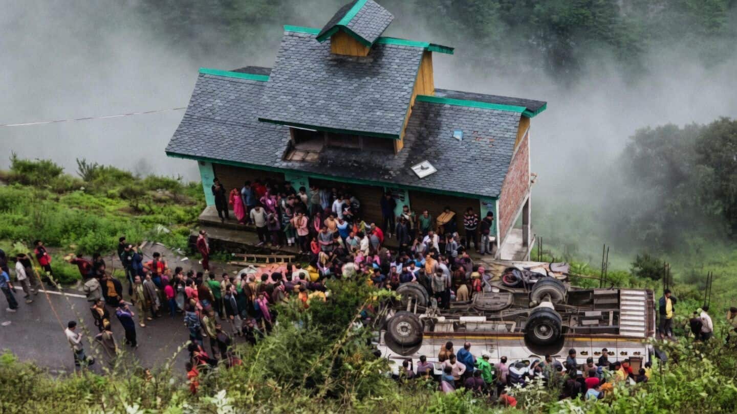 Himachal Pradesh monsoon kills 98, Kodla-Urai road blocked, video circulates