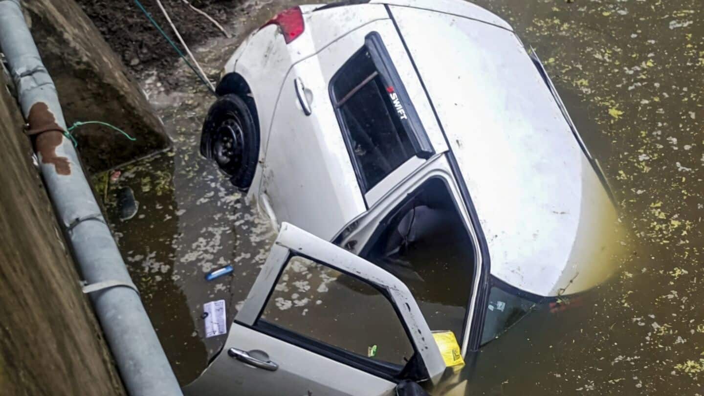 Shajapur men die after car plunges into Rajgarh dam reservoir