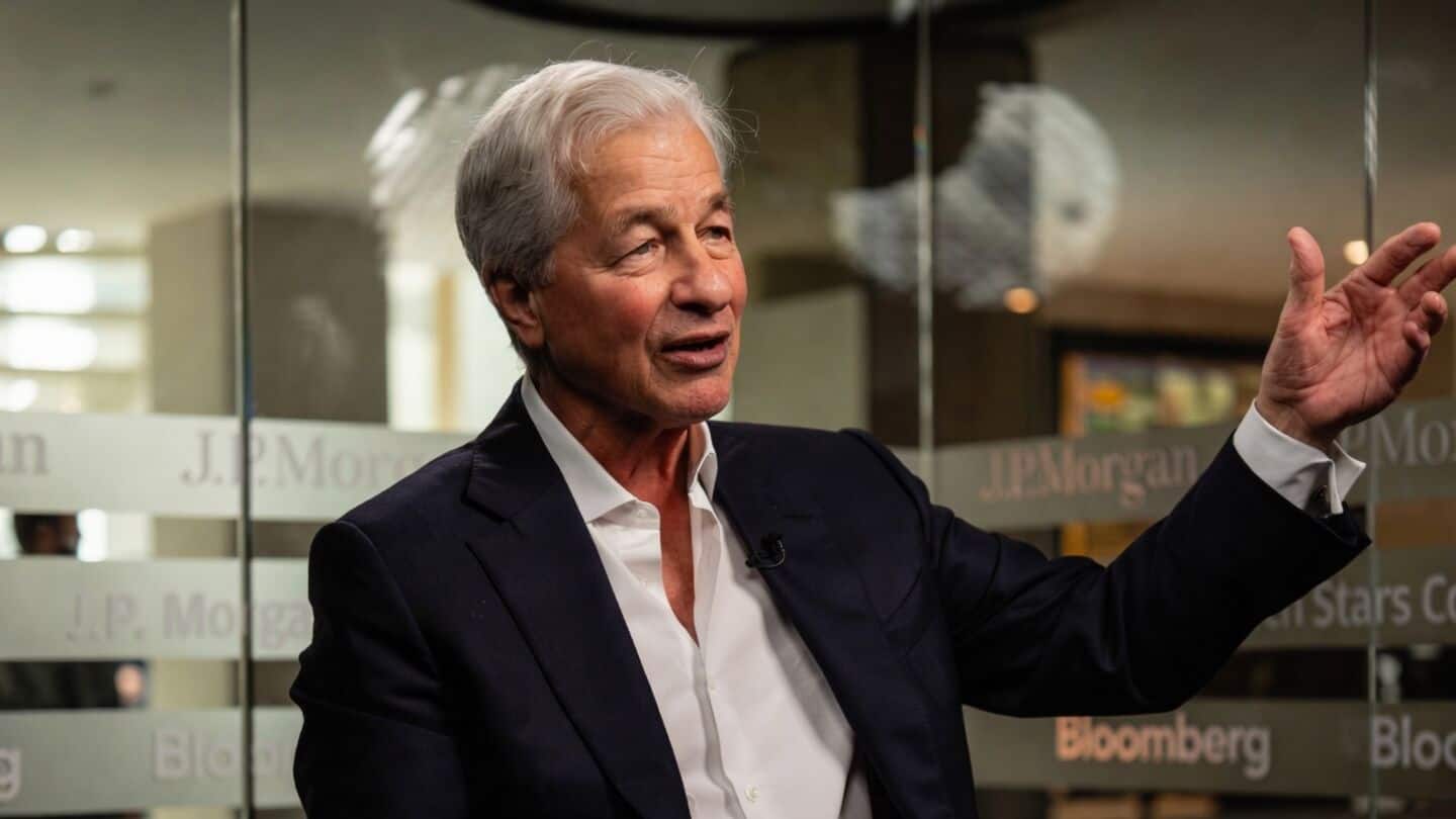 Jamie Dimon says AI could mean 3.5 day weeks, $300,000