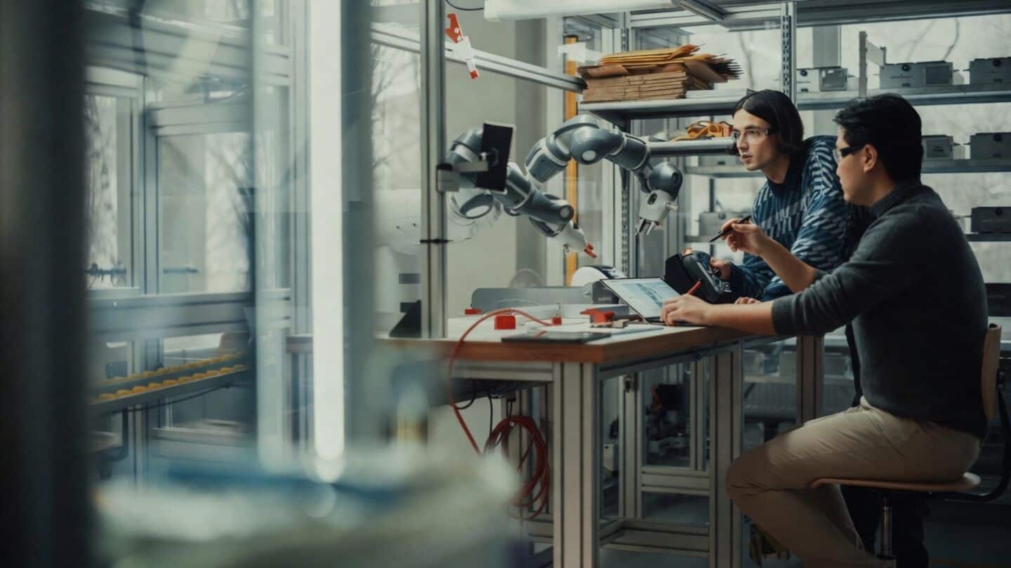 GM, Siemens use AI to predict faults and improve production