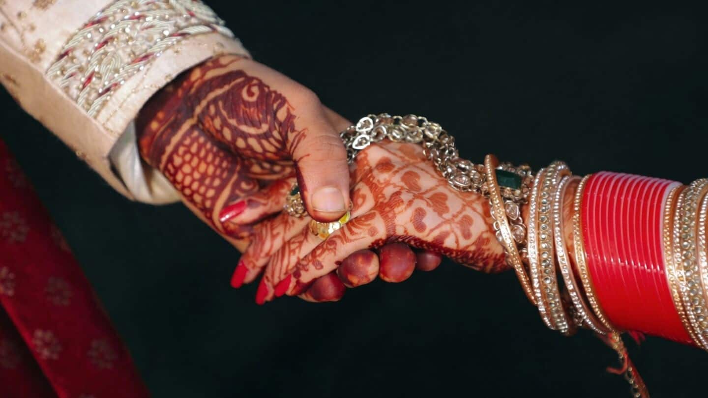 Haryana's Arya Nagar panchayat bans love marriages, threatens boycott