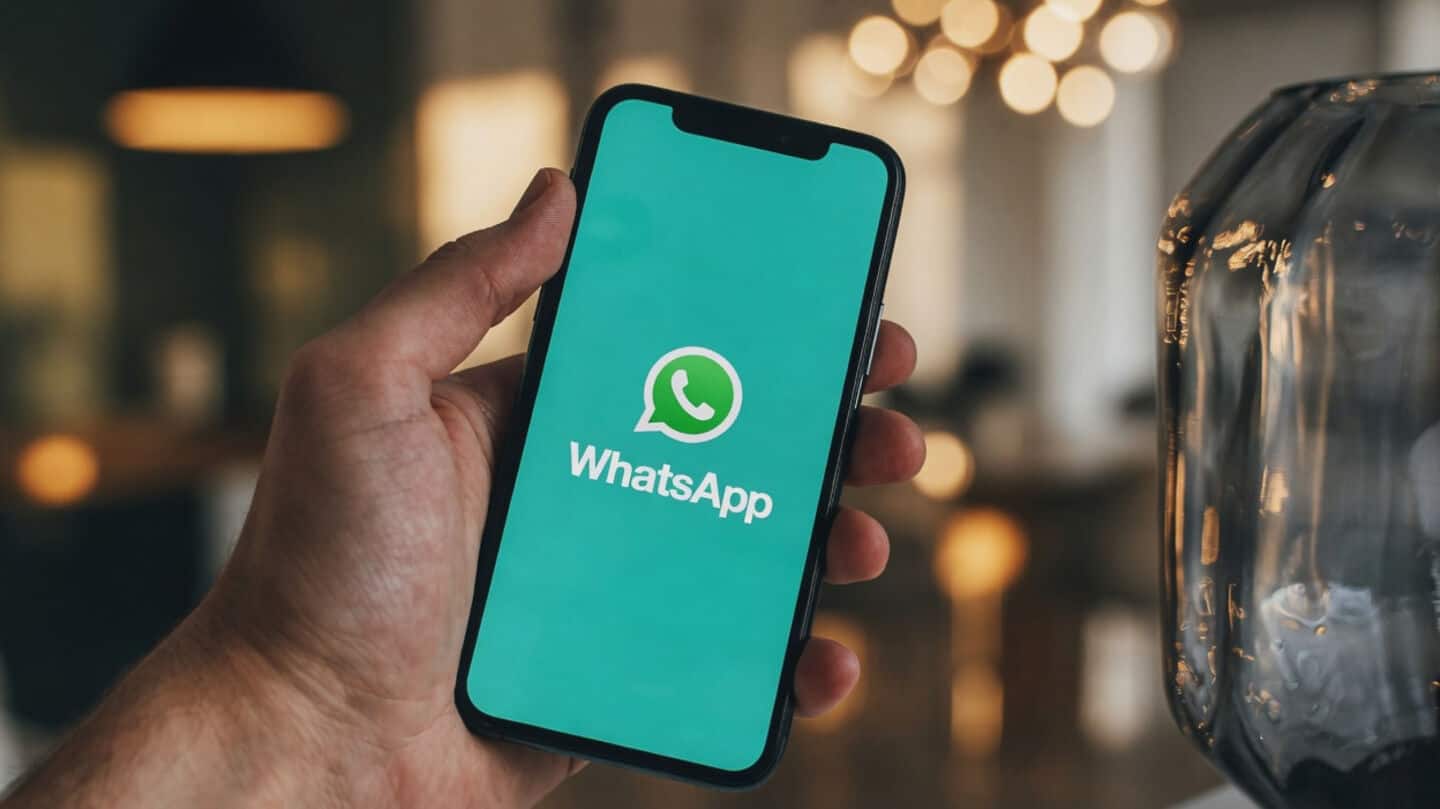 WhatsApp releases iPhone update 26.19.75 revamping media sharing menu