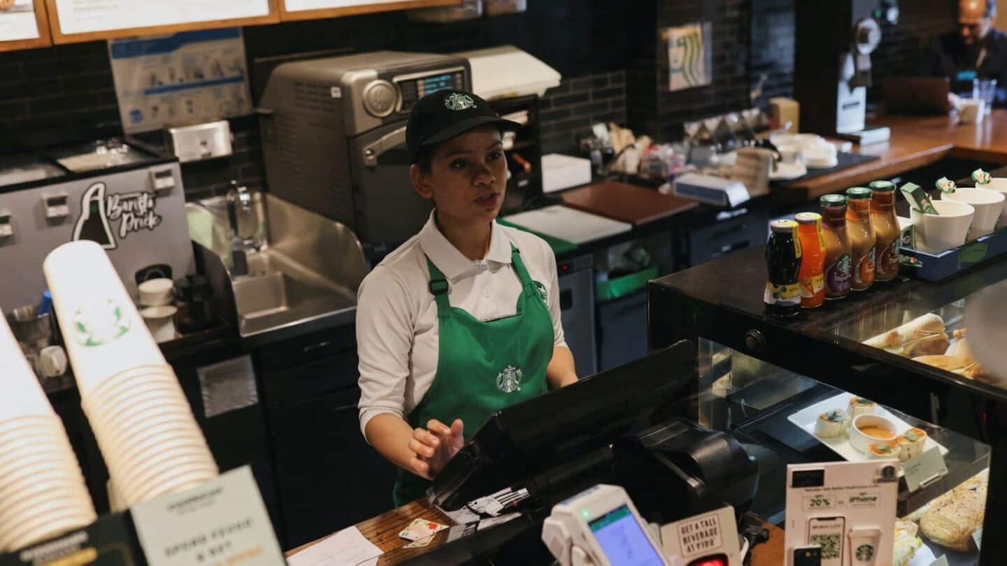 Starbucks aims for 50 to 100 India store openings yearly