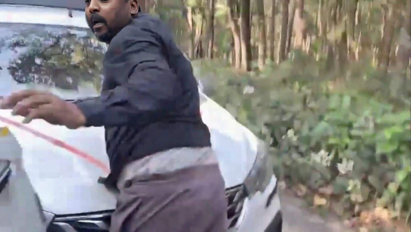 Lakhimpur Kheri taxi driver Rambaksh Gupta clings to hood 4km