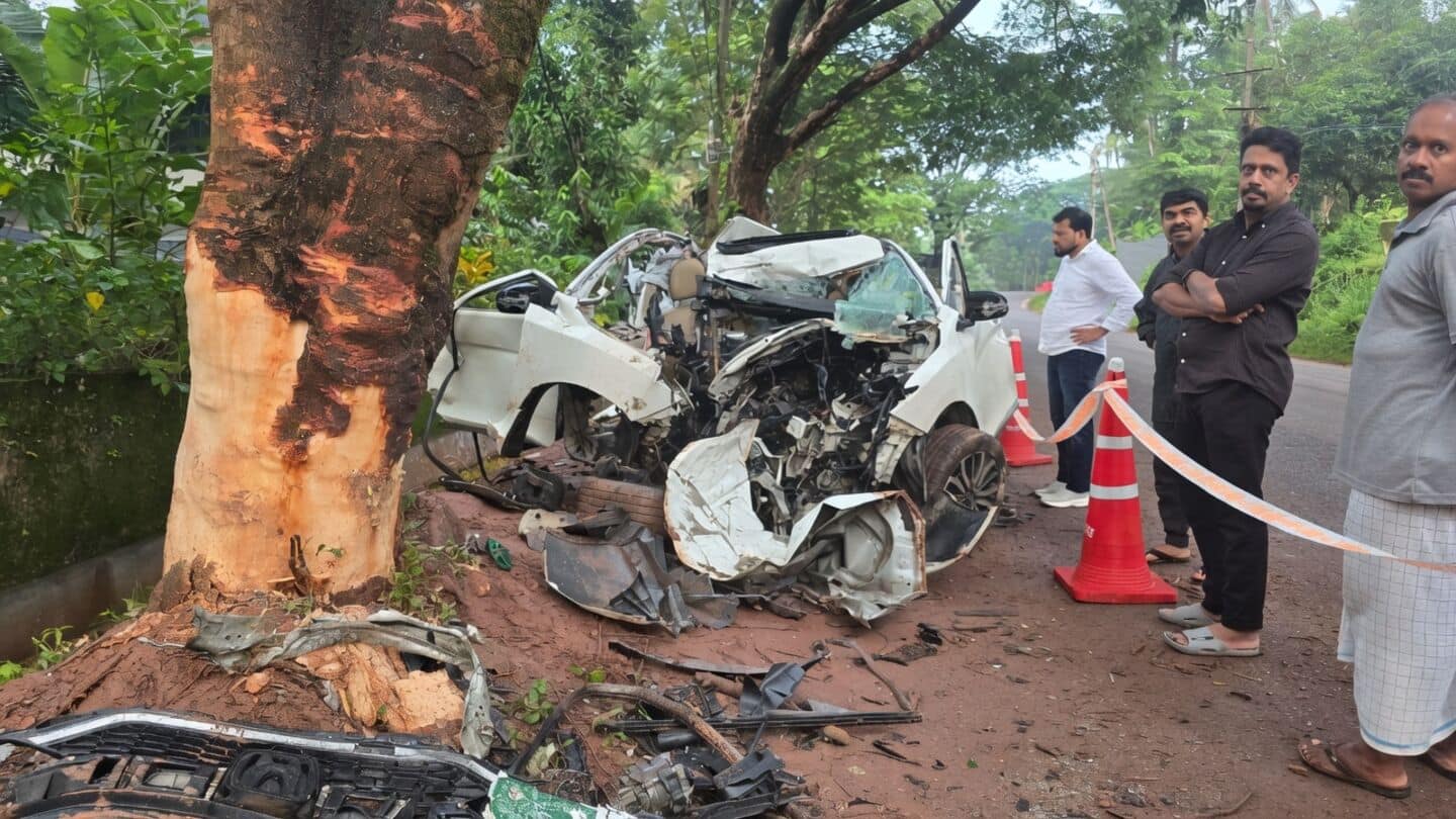 Chalode Kannur car crash kills 4, leaves 1 injured
