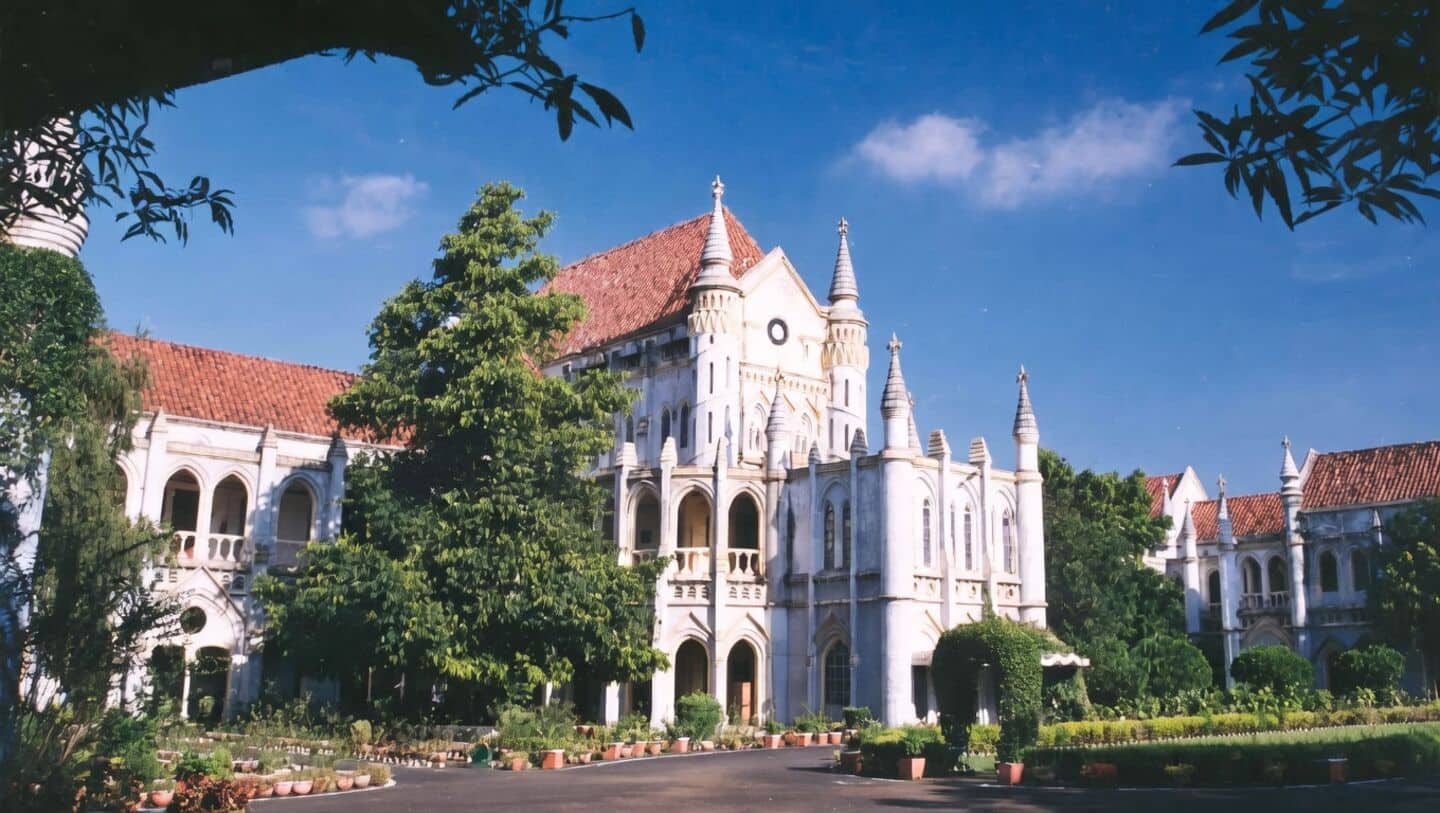 Madhya Pradesh HC drops bigamy charges against Mohd Arif Khan