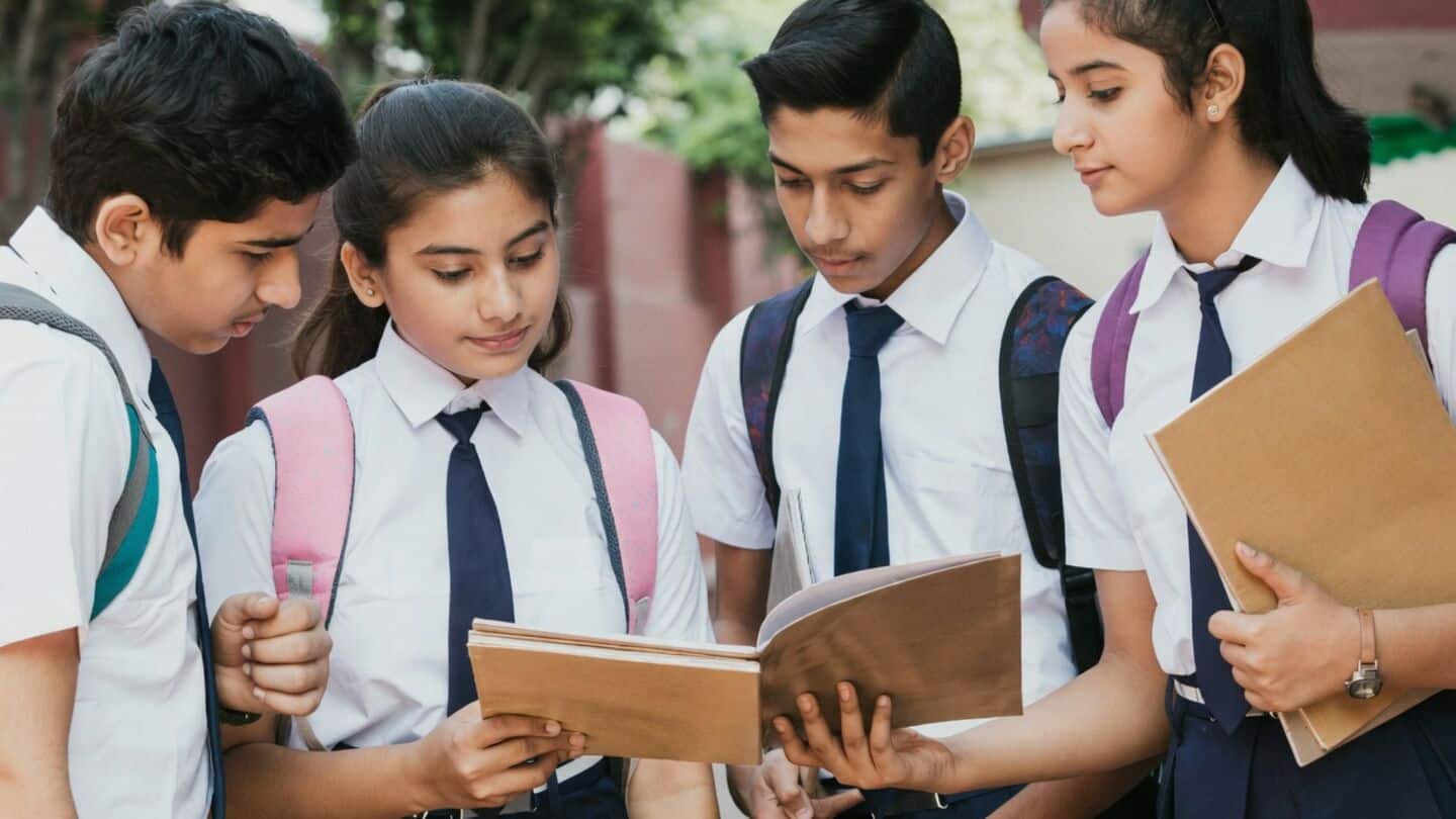 Most schools in India to open Monday despite closure risk
