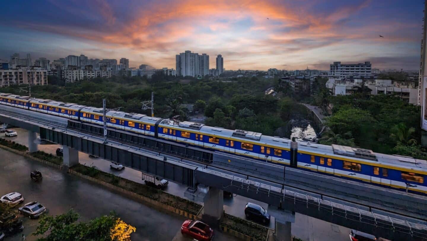 Mumbai Metro Line 3 glitch: Commuters stranded during rush hour