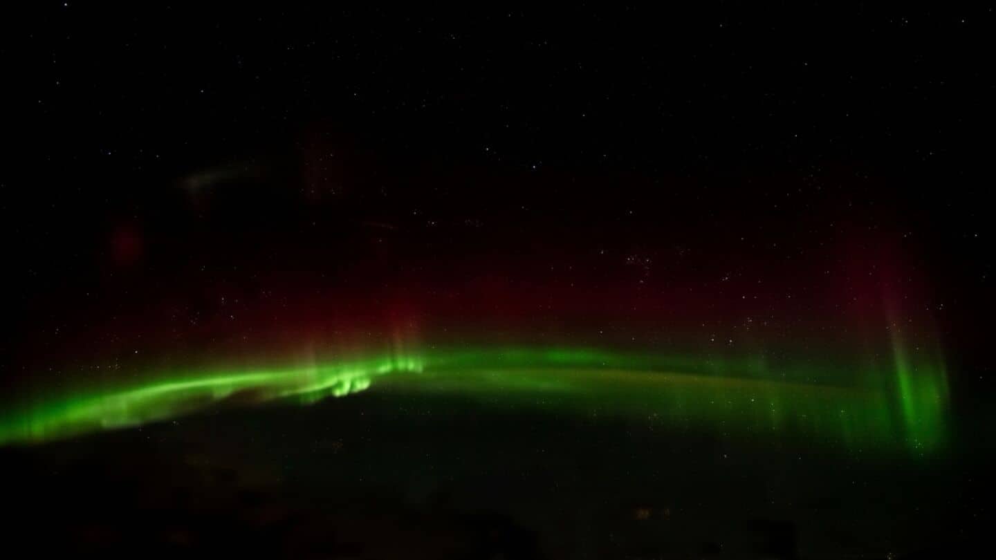 Astronaut Anil Menon posts aurora video from SpaceX Dragon window