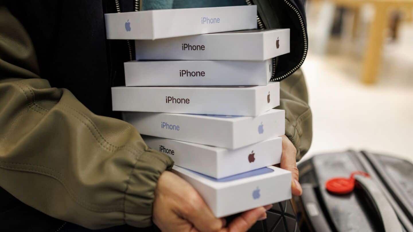 Apple reaches $5 trillion market cap after foldable iPhone showcase