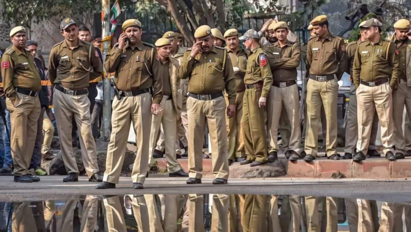 Over 100 Bihar cops hospitalized after eating food