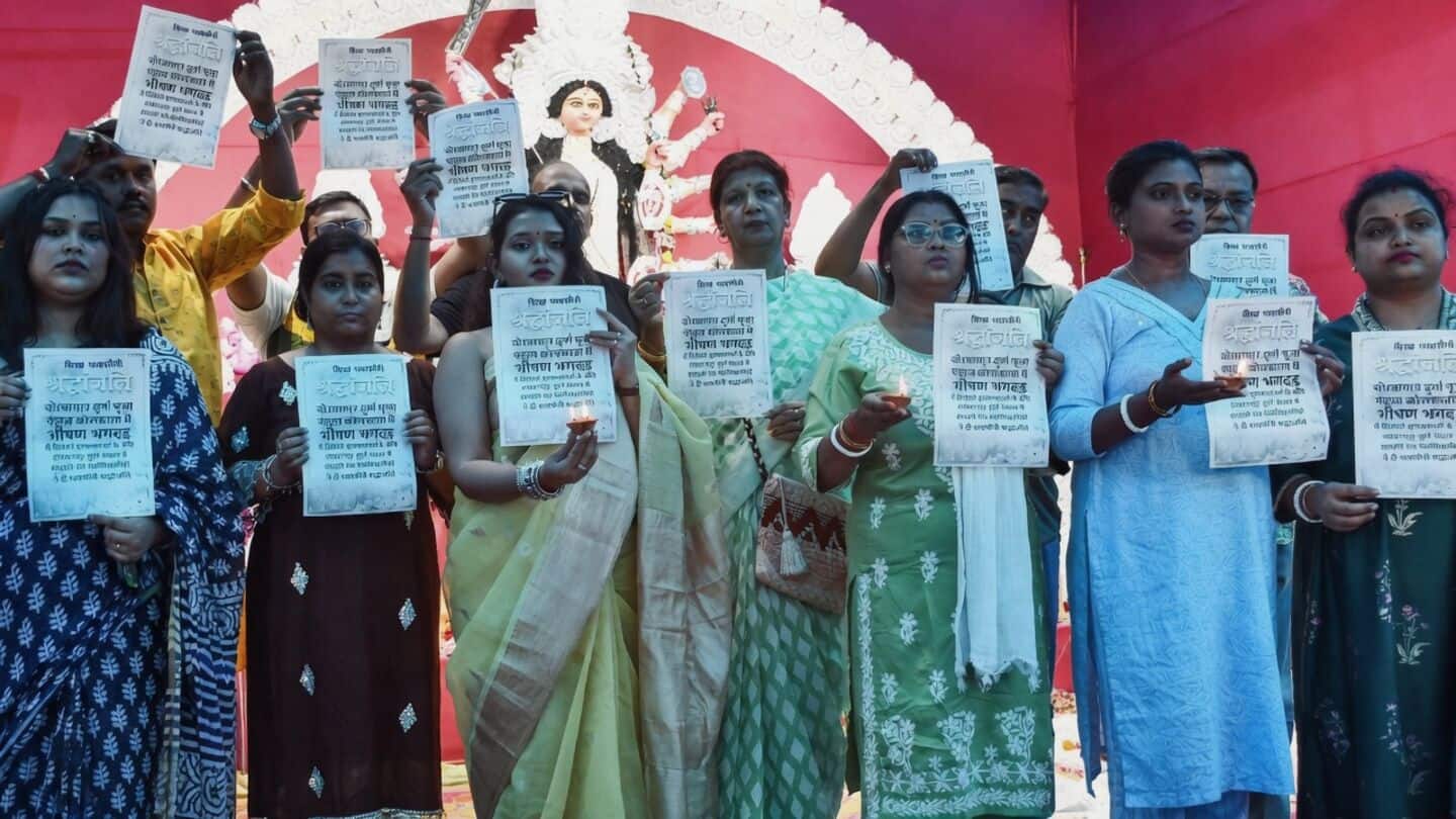 Kolkata Chorbagan pandal stampede kills 19, mostly women and children