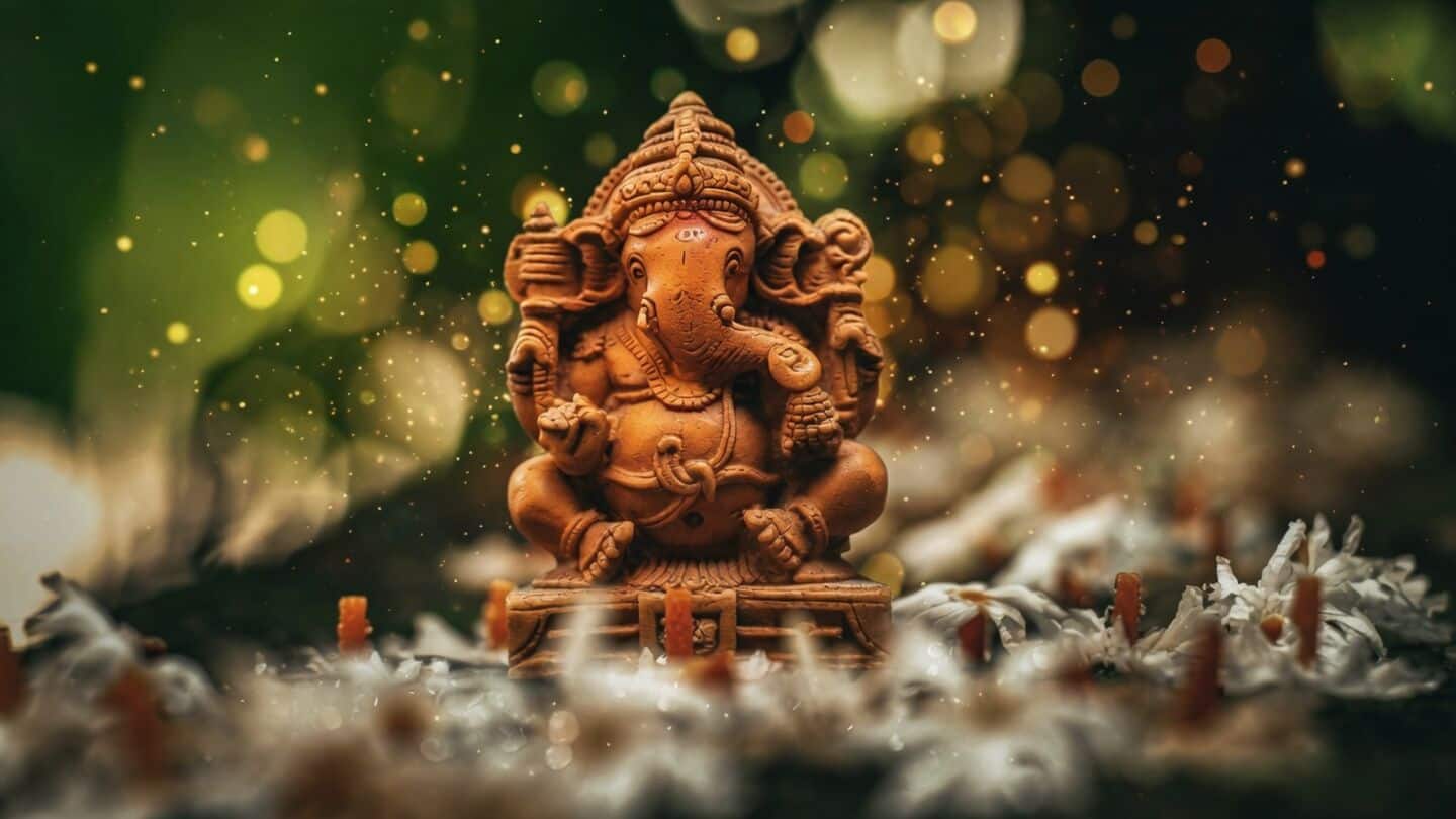 Sasya Ganapathi 21,000 plants Ganesh idol in Sirasapalli cuts waste