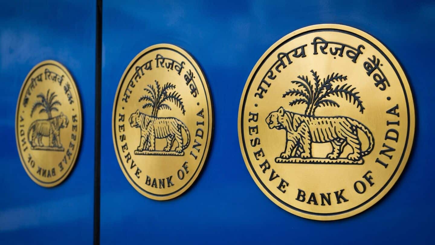 Reserve Bank of India withdraws 2L/cr via VRRR auction