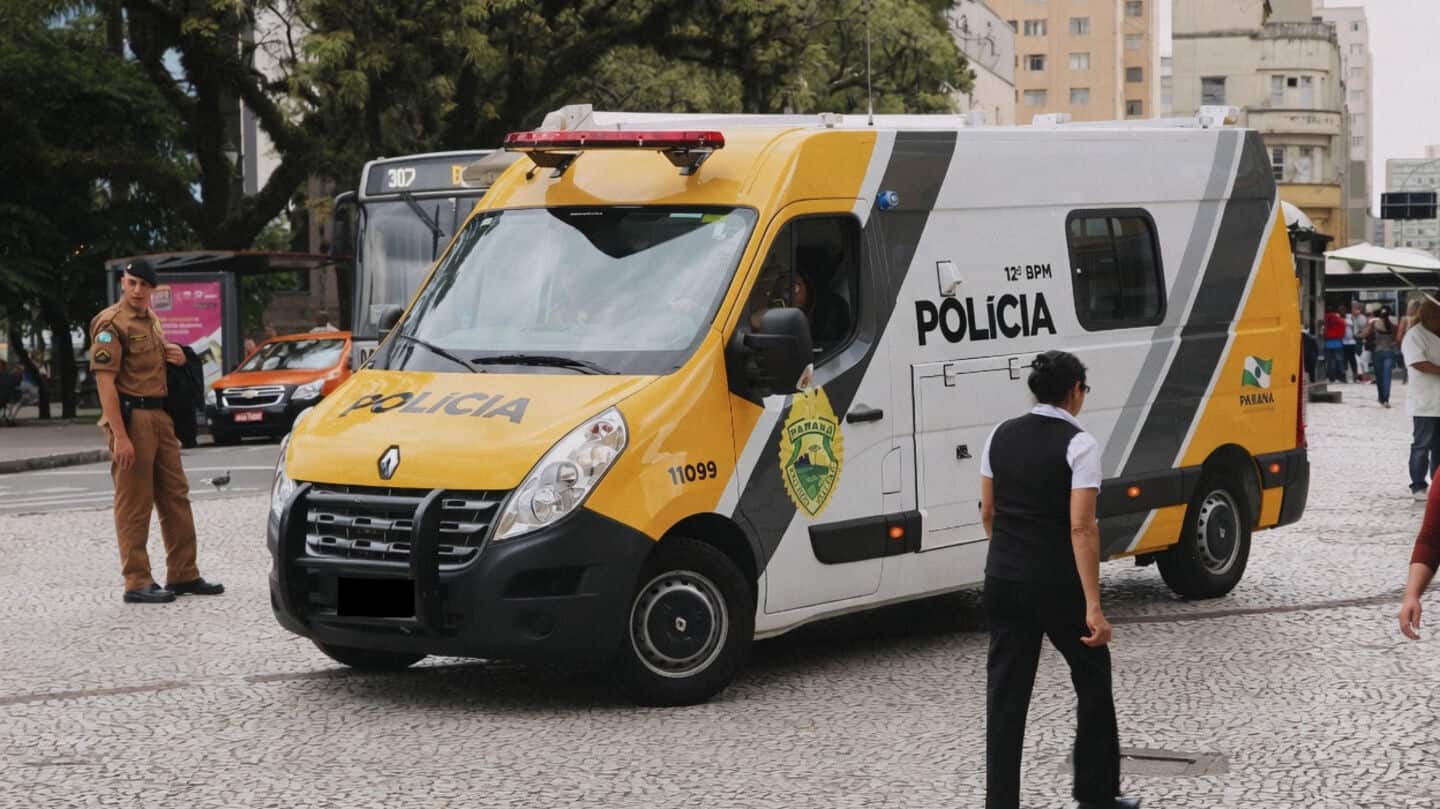 Man seizes 13 at Curitiba kindergarten, police rescue, suspect killed