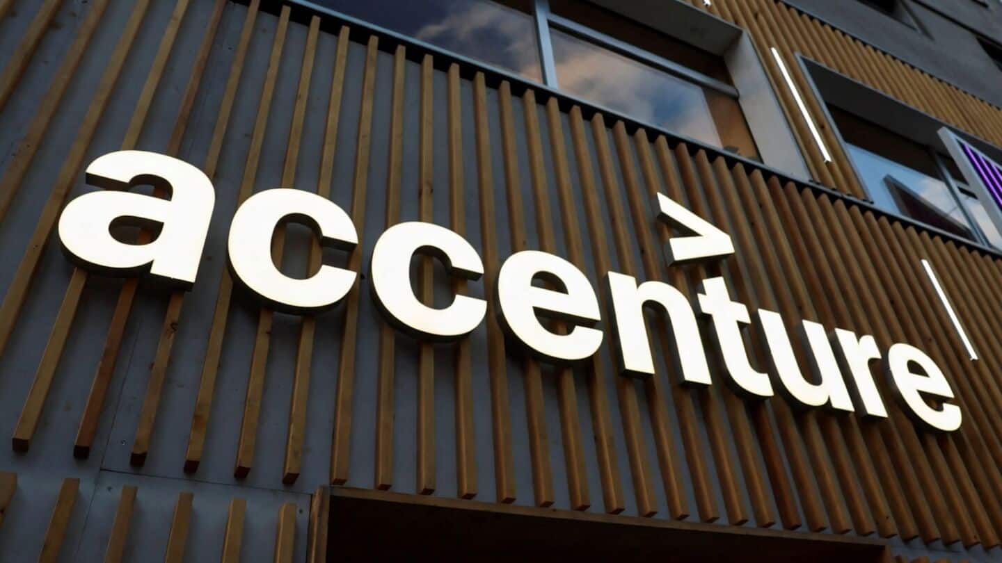 Accenture stock surges 20% to $220 after Q4 beats expectations