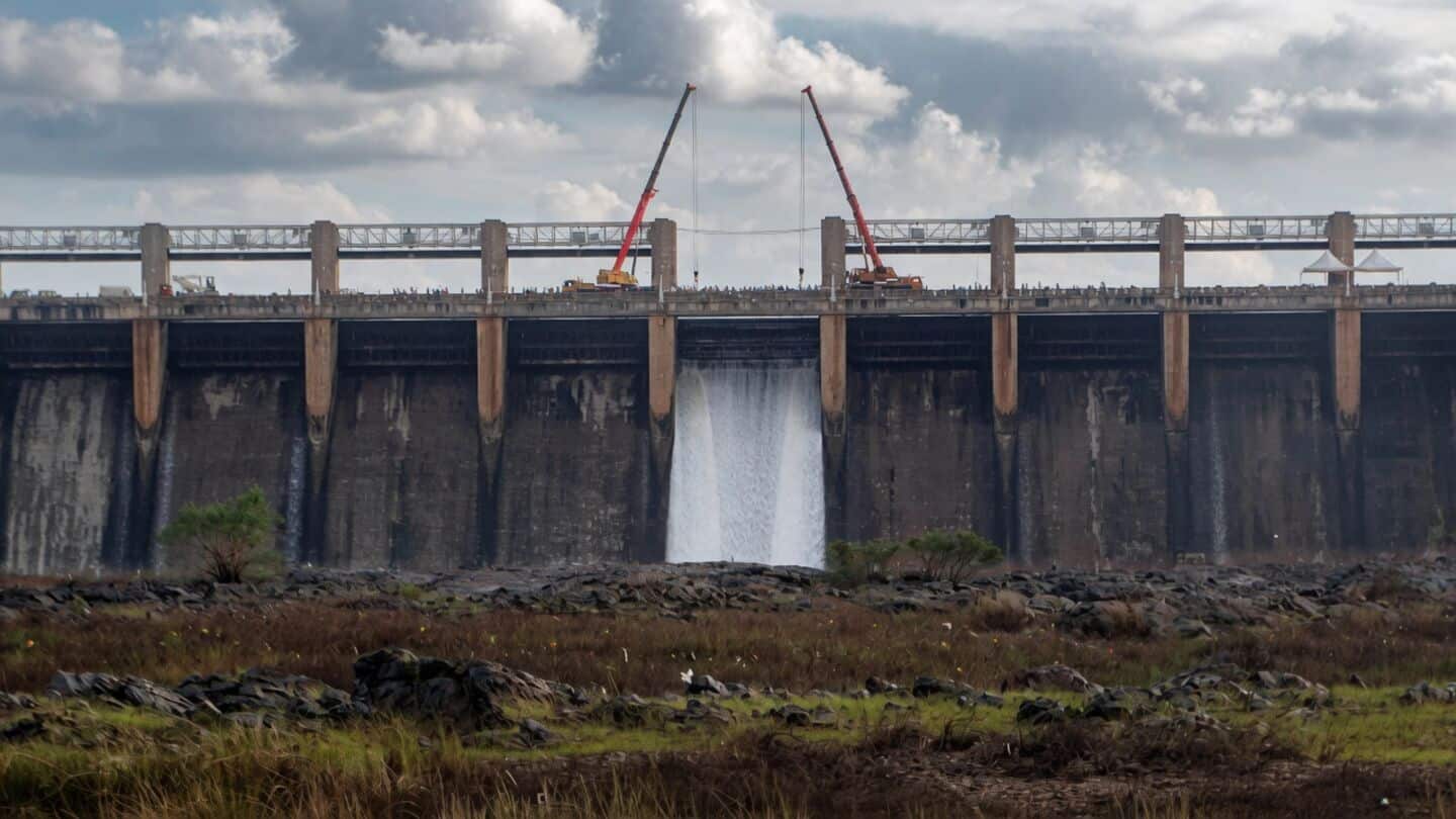 Weak monsoon with El Nino leaves India's reservoirs 27.5% full