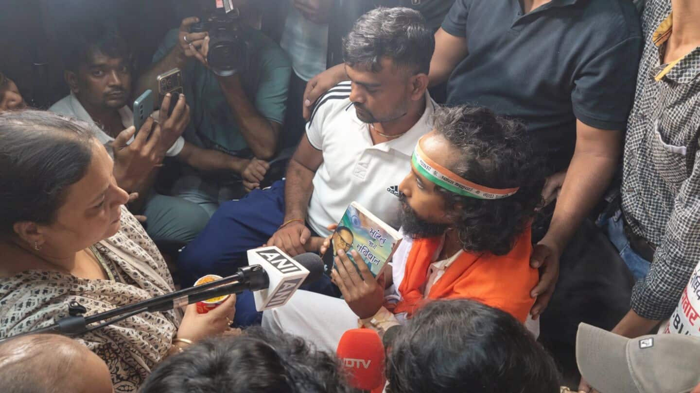 Jharkhand cancels all government job exams after student hunger strike