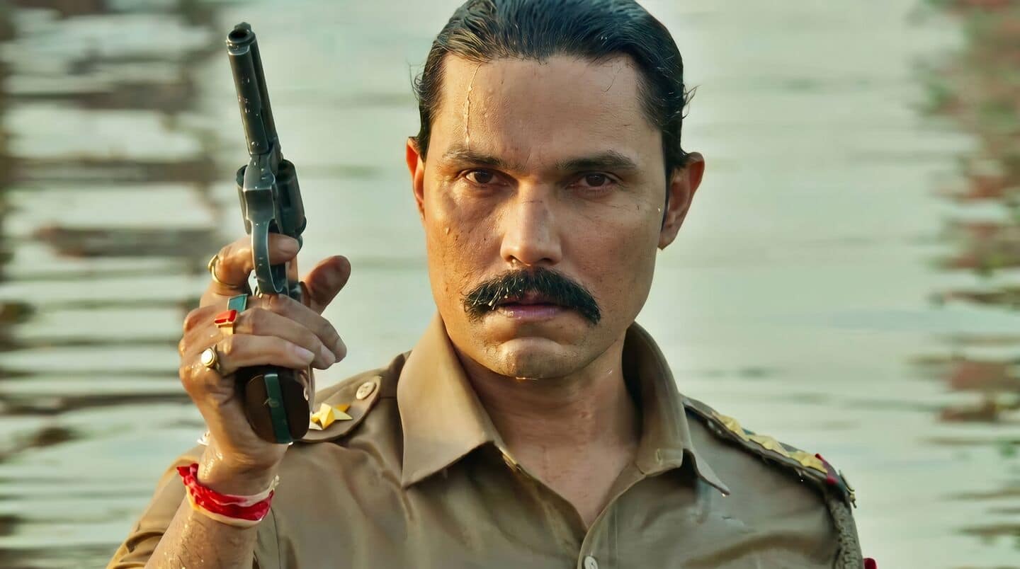 Director Pathak announces 'Inspector Avinash' will be turned into film