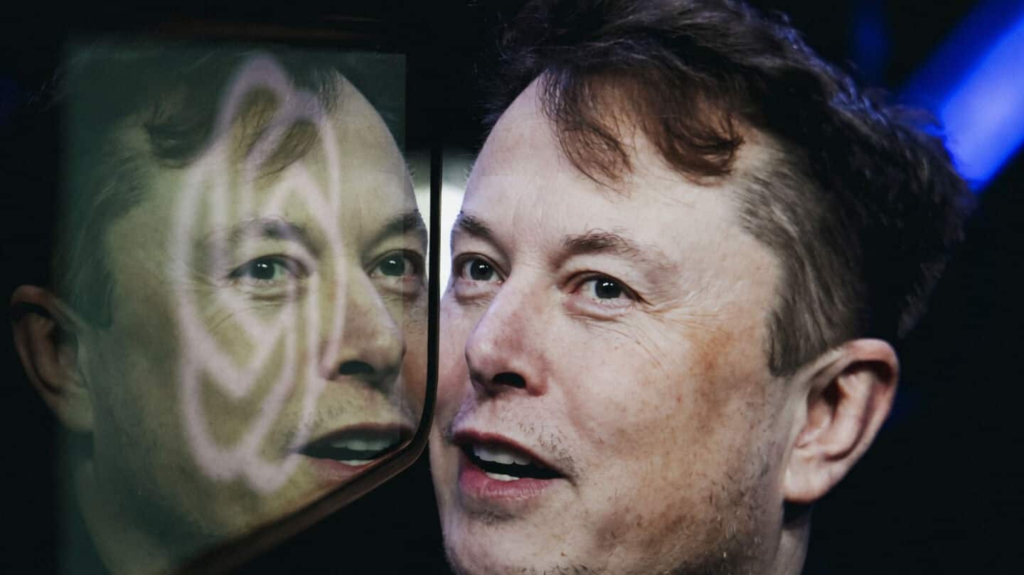 Elon Musk hails Anthropic as AI leader, awaits Mythos 2