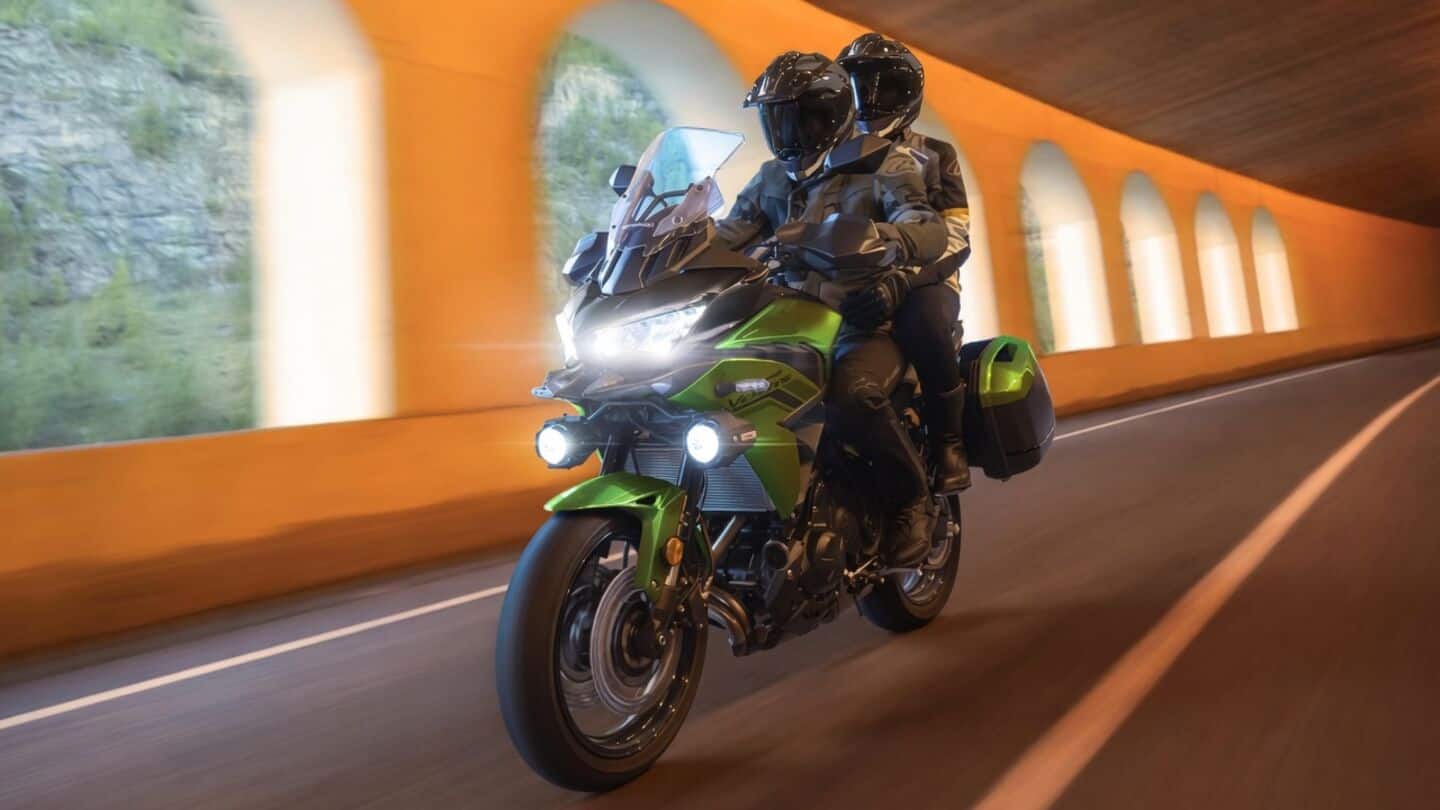 Kawasaki unveils 2027 Versys 650 in India at ₹8.63L