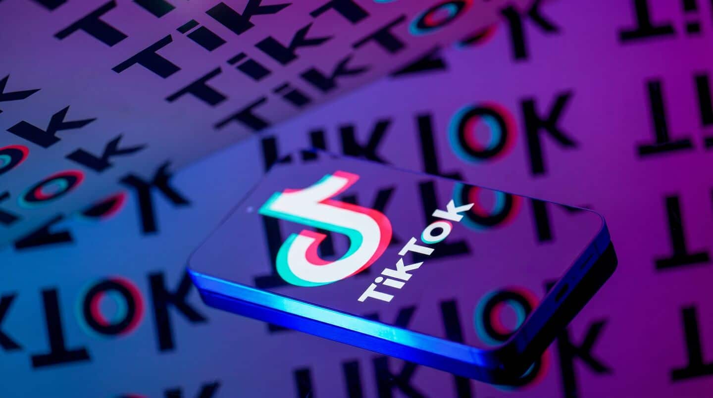 Universal Music Group renews TikTok partnership to curb AI songs