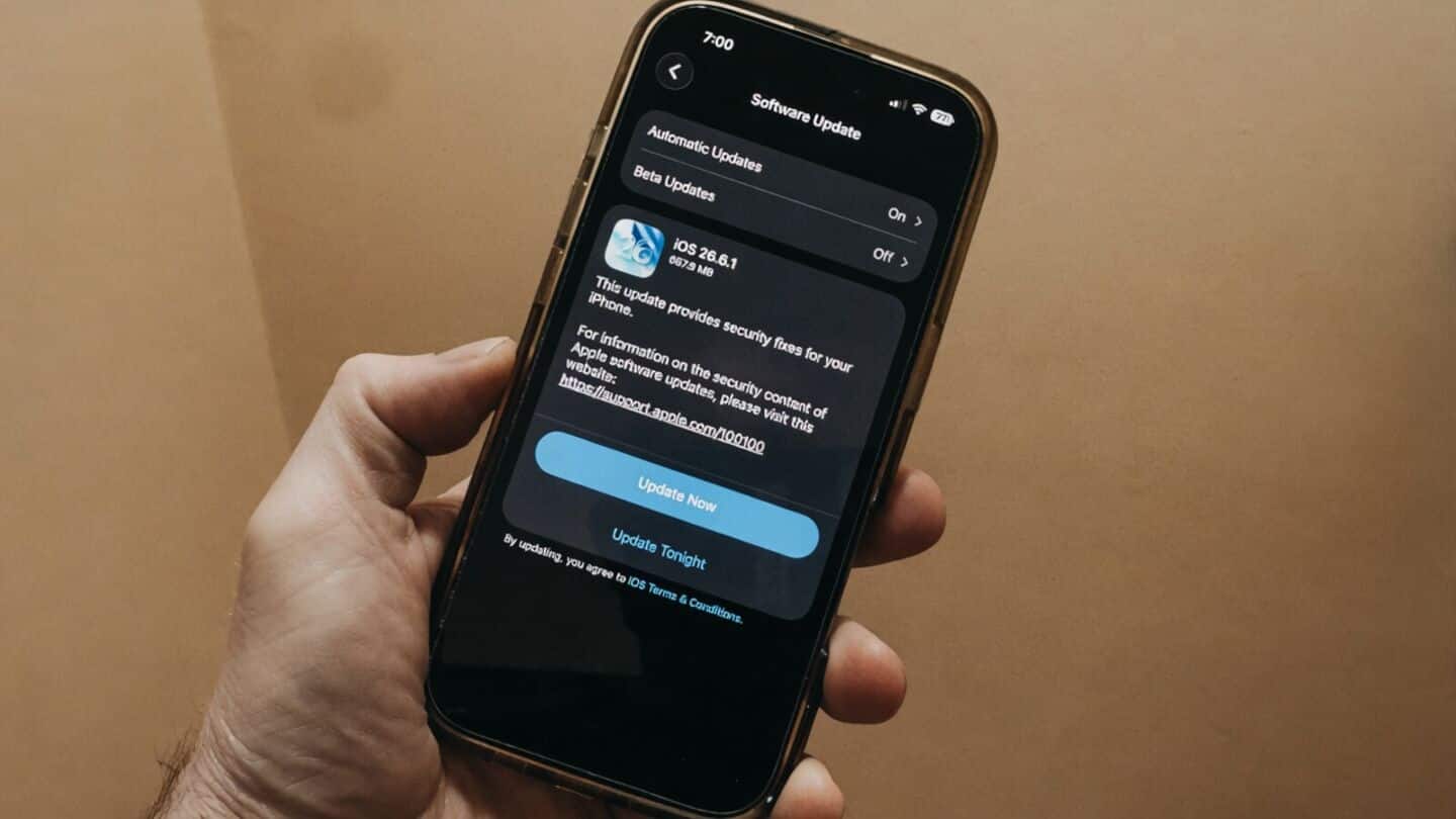 Apple releases iOS, iPadOS and macOS updates fixing 29 flaws