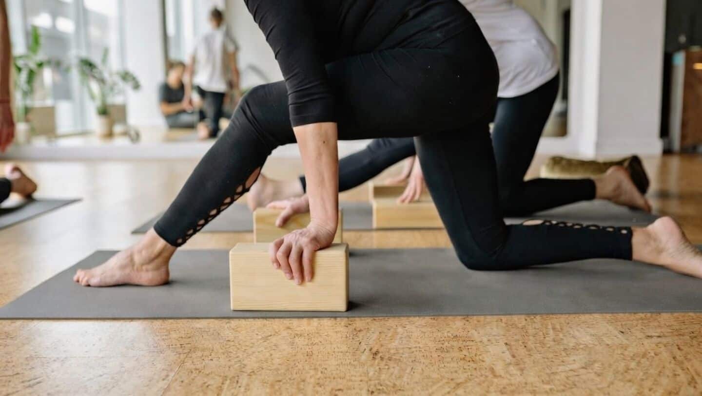 Stronger hand grips may lead to longer life in older women