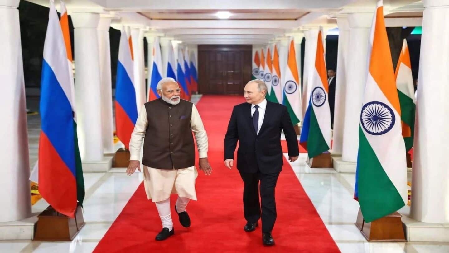 India and Russia set $100 billion trade target by 2030