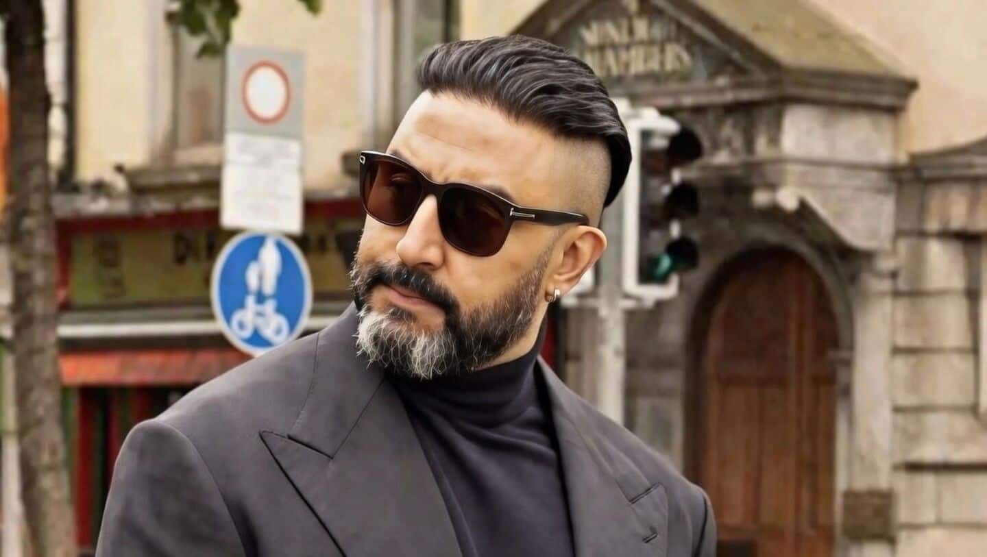 Bachchan's villainous 'King' look leaked in viral set photo