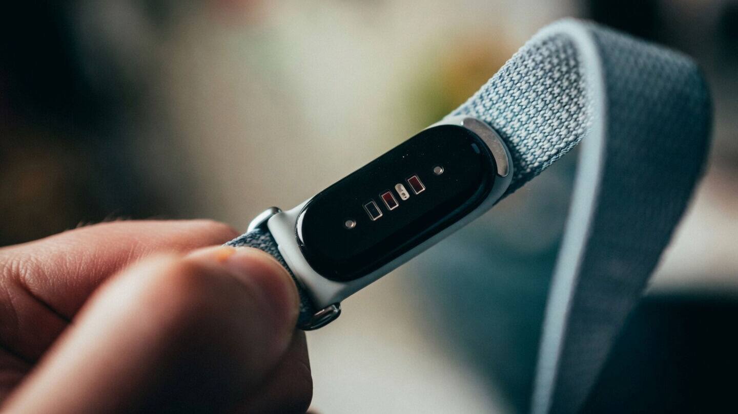 Google announces 1st post-launch firmware update for Fitbit Air