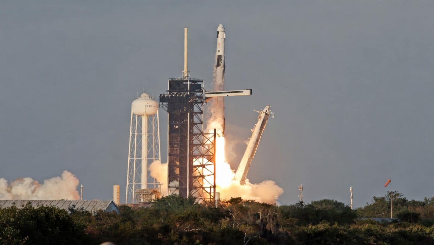 White House backs nuclear reactors in orbit 2028, Moon 2030