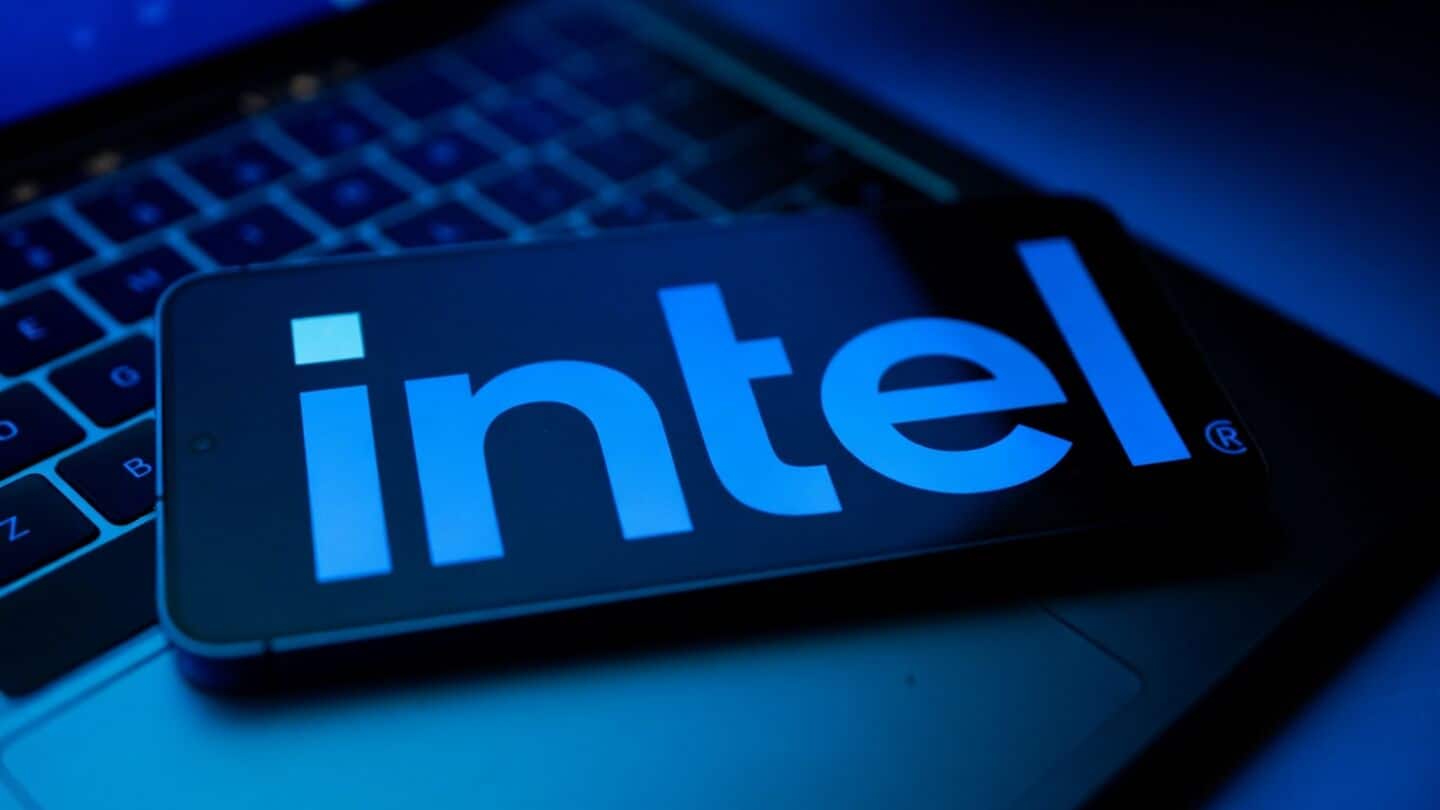Intel raises $20B in share sale to expand chip production