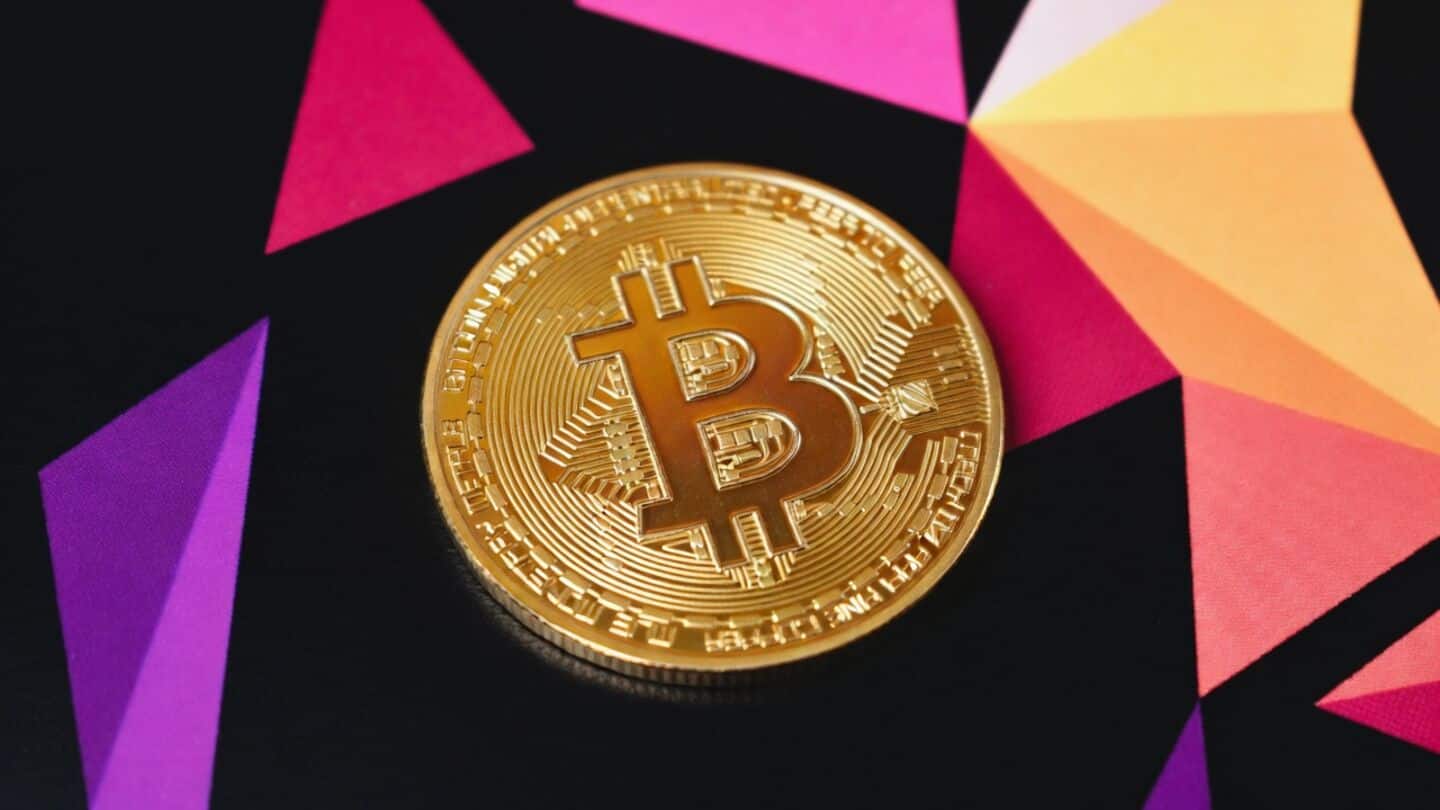 Bitcoin dips to $59,500, Ether steady at $1,600, traders cautious