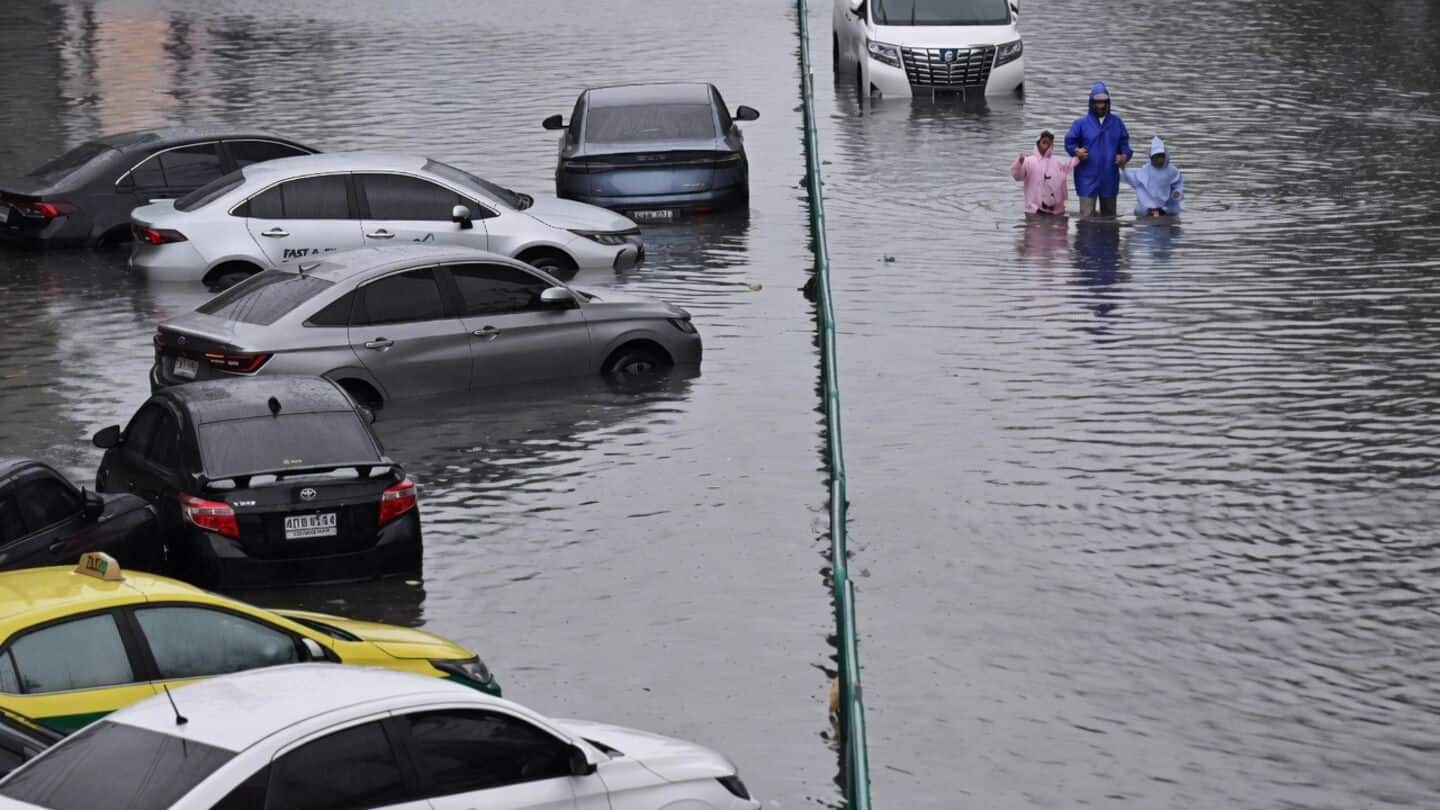 Bangkok declares flood disaster after nearly 300mm of rain