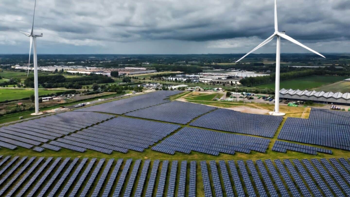 Table Space, CleanMax launch 2.7 MWp solar project in Karnataka